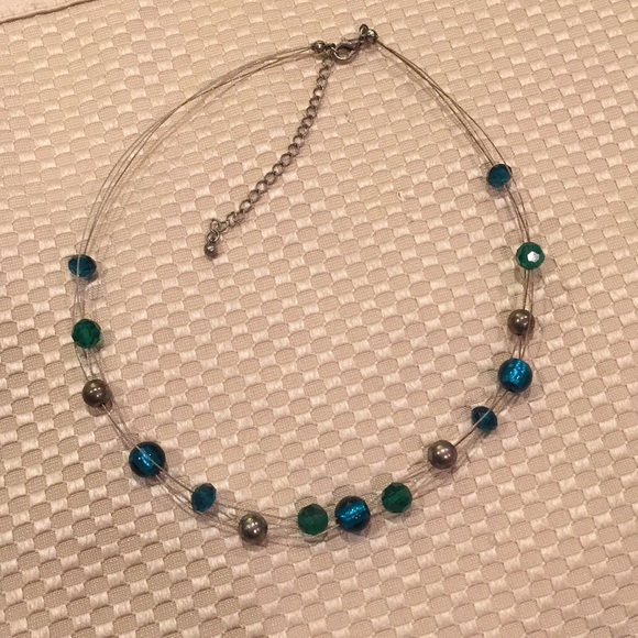 Turquoise beaded necklace - Picture 1 of 3